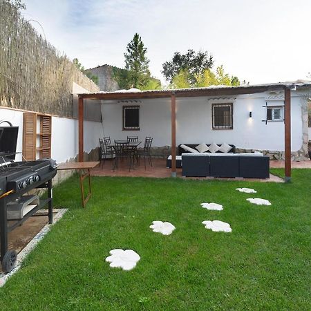 Detached Villa For 6 People In Lloret De Mar With Comunal Outdoor Swimming Pool Puigventos Экстерьер фото
