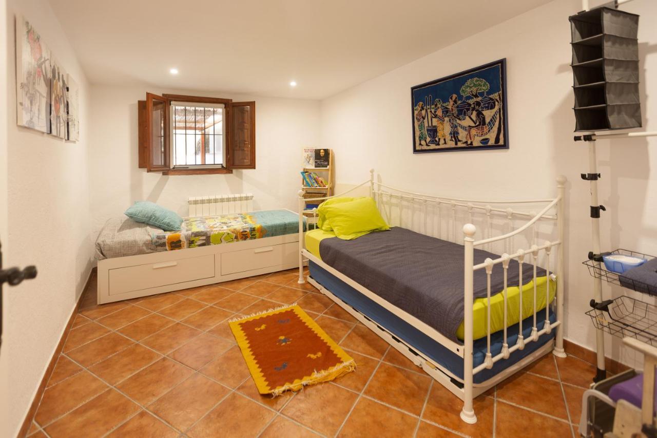 Detached Villa For 6 People In Lloret De Mar With Comunal Outdoor Swimming Pool Puigventos Экстерьер фото