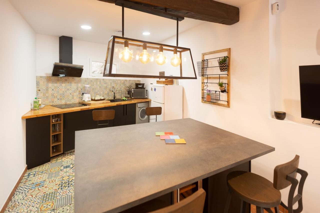 Detached Villa For 6 People In Lloret De Mar With Comunal Outdoor Swimming Pool Puigventos Экстерьер фото