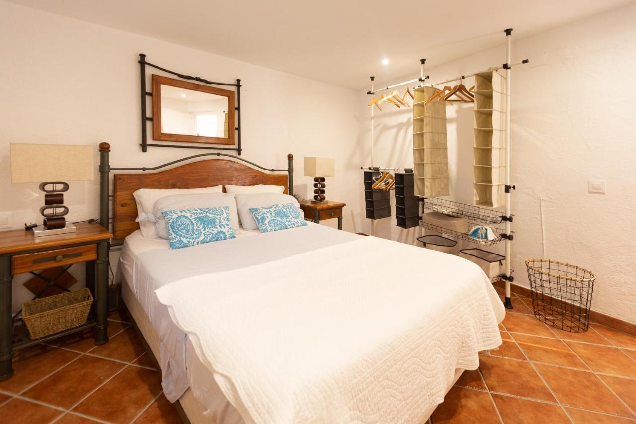 Detached Villa For 6 People In Lloret De Mar With Comunal Outdoor Swimming Pool Puigventos Экстерьер фото